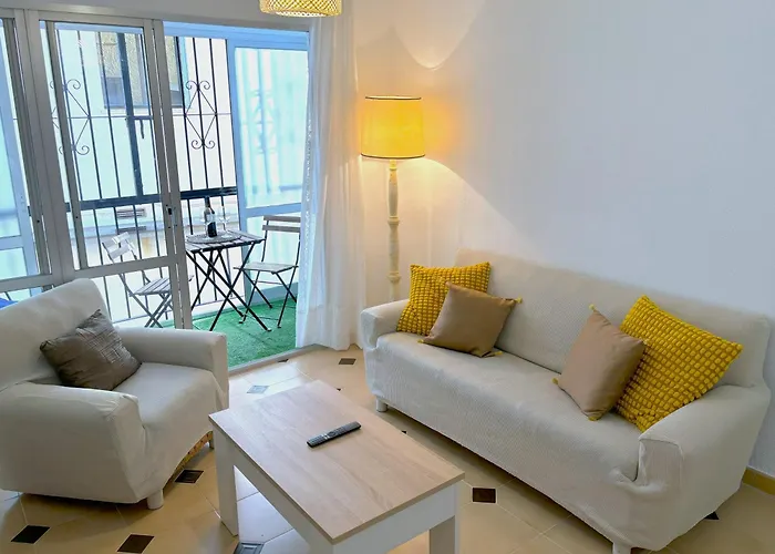 Evans Realty Az Centro & Playa & Tren Фуэнхирола